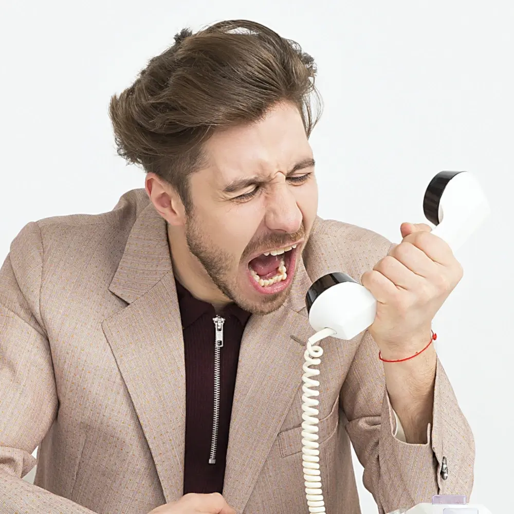 Schockanrufe – Wie Betrüger heimtückisch versuchen Senioren um ihr Geld am Telefon bringen